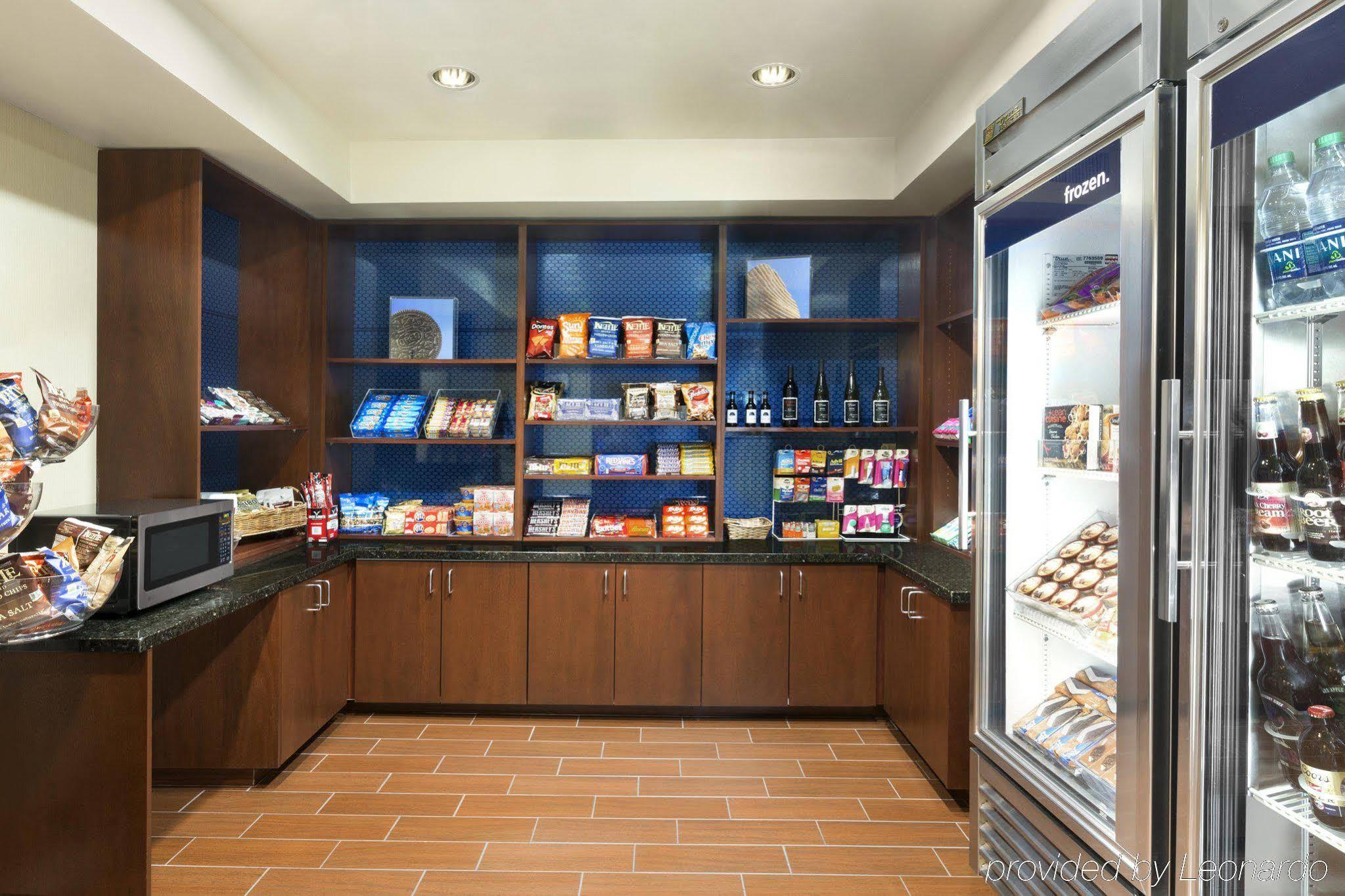 Hampton Inn Portland Airport Kültér fotó