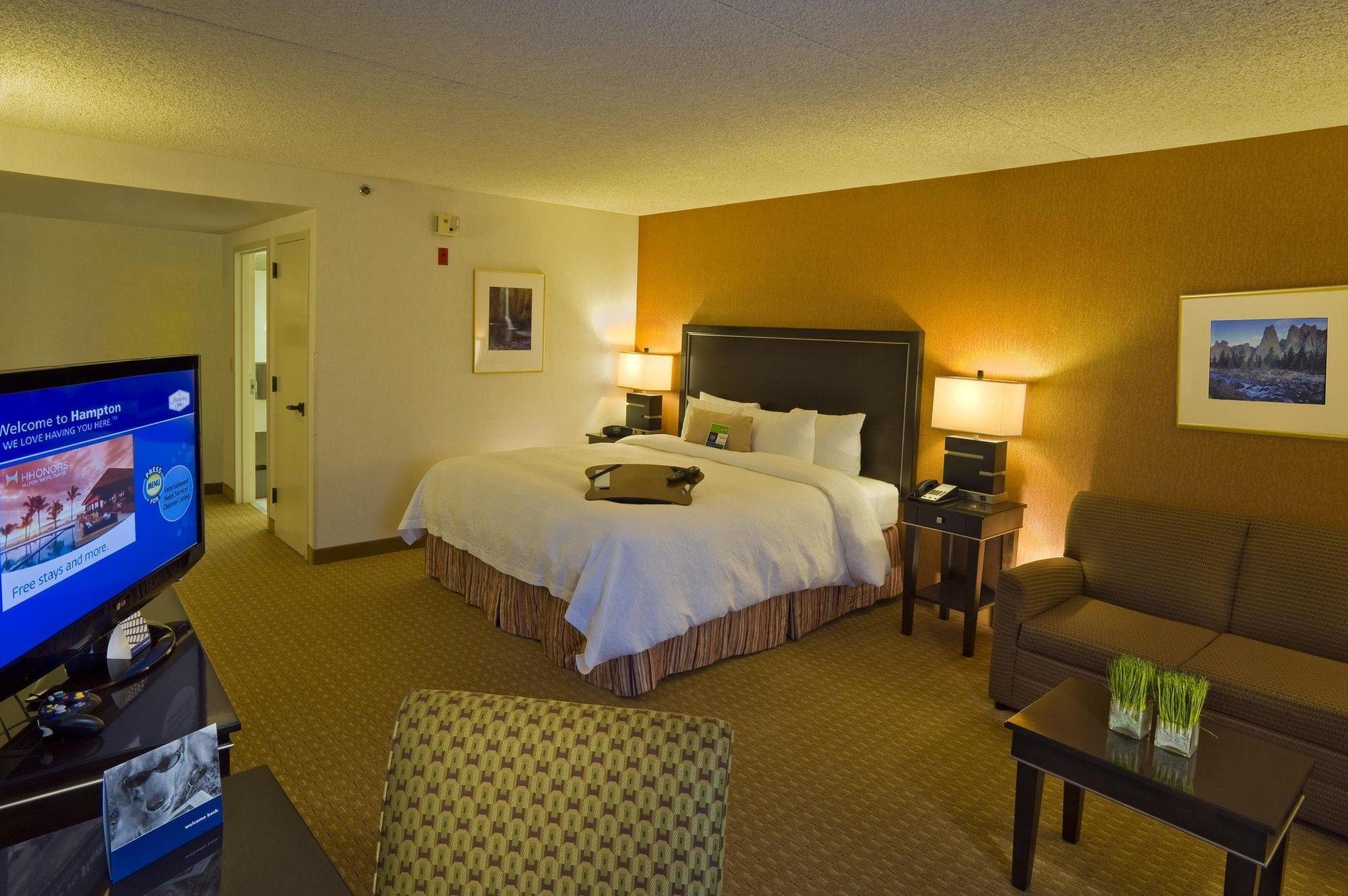 Hampton Inn Portland Airport Kültér fotó
